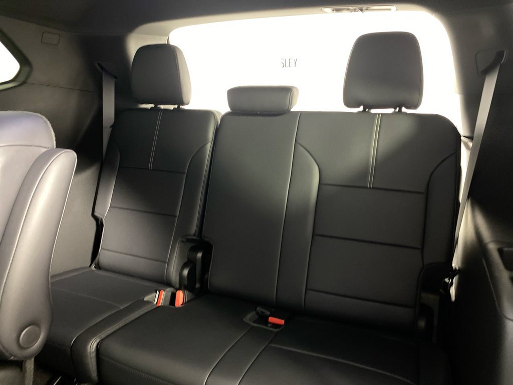 Used 2026 GMC Acadia Elevation w/ Black Edition AWD/4WD image 22