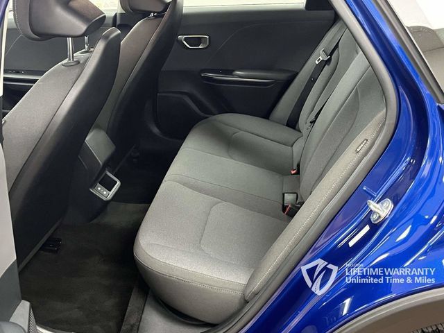 Used 2025 Kia K4 FWD image 16