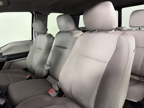 Used 2016 Ford F150 XLT w/ Equipment Group 302A Luxury AWD/4WD image 13