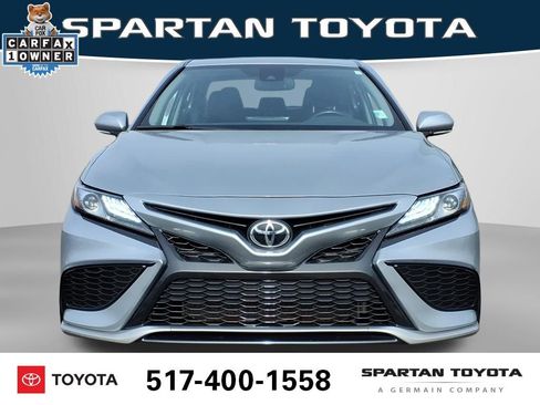 Used 2024 Toyota Camry XSE FWD image 2