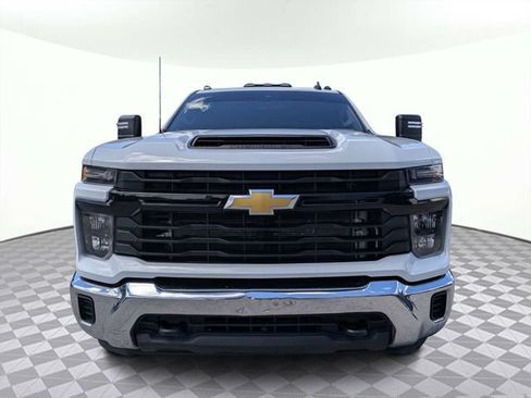 Used 2025 Chevrolet Silverado 3500 W/T w/ WT Convenience Package AWD/4WD image 8