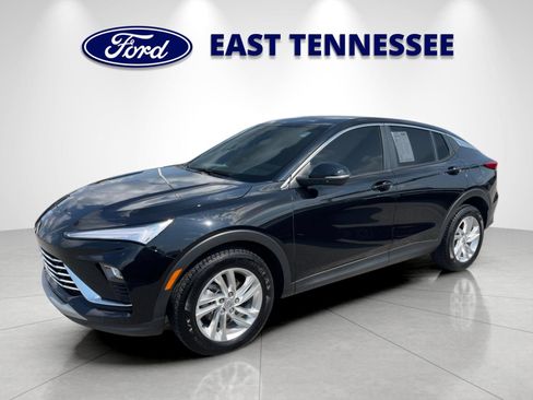 Used 2024 Buick Envista Preferred w/ Advanced Safety Package FWD image 7