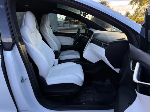 Used 2017 Tesla Model X 100D AWD/4WD image 12