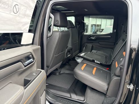 New 2026 GMC Sierra 1500 AT4 w/ Technology Package AWD/4WD image 22