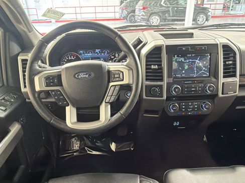 Used 2018 Ford F150 Lariat image 16