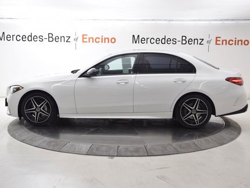 Used 2023 Mercedes-Benz C 300 Sedan image 3