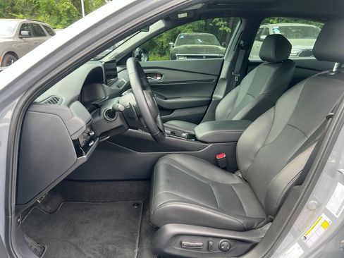 Used 2025 Honda Accord Sport image 13