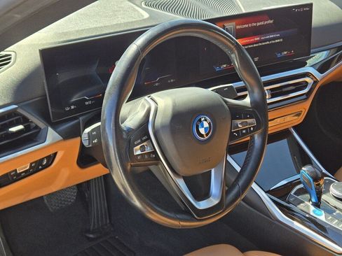 Used 2023 BMW i4 eDrive40 RWD image 21