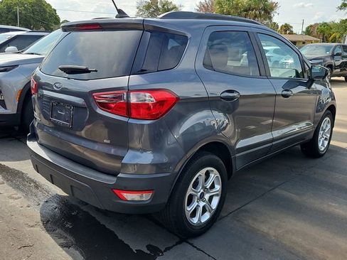 Used 2021 Ford EcoSport SE w/ SE Convenience Package FWD image 4