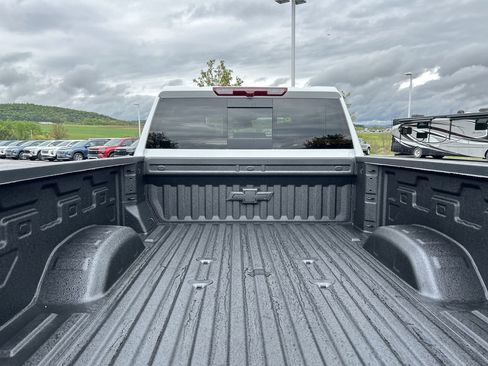 New 2026 Chevrolet Silverado 3500 LT w/ Trail Boss Package AWD/4WD image 9