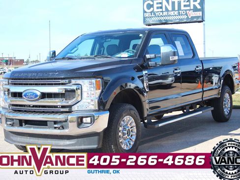 Used 2022 Ford F250 XLT w/ XLT Premium Package image 3