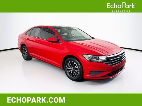 Used 2021 Volkswagen Jetta SE w/ SE Cold Weather Package FWD image 1