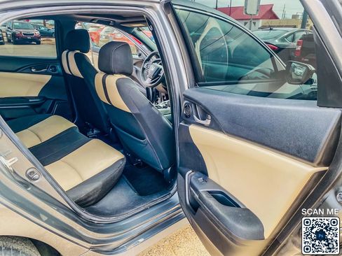 Used 2019 Honda Civic EX image 14