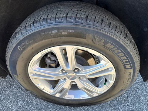 Used 2020 GMC Terrain SLE w/ Driver Convenience Package image 20