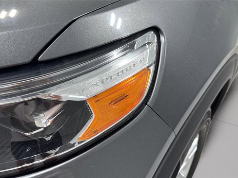 Certified 2023 Ford Explorer XLT AWD/4WD image 30