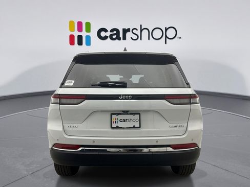 Used 2023 Jeep Grand Cherokee Limited image 4