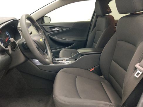 Used 2022 Chevrolet Malibu LT FWD image 17