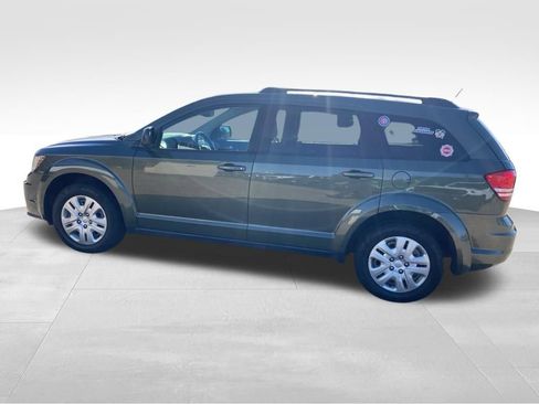 Used 2016 Dodge Journey SE w/ Flexible Seating Group FWD image 19