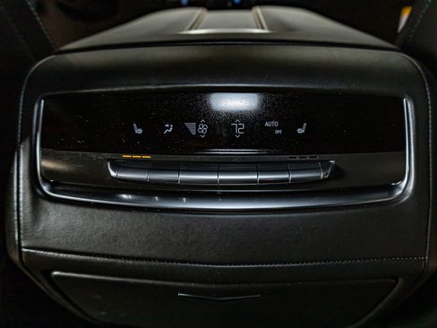 Used 2025 Cadillac Escalade V image 27