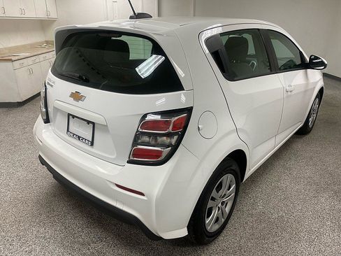 Used 2017 Chevrolet Sonic LT image 5