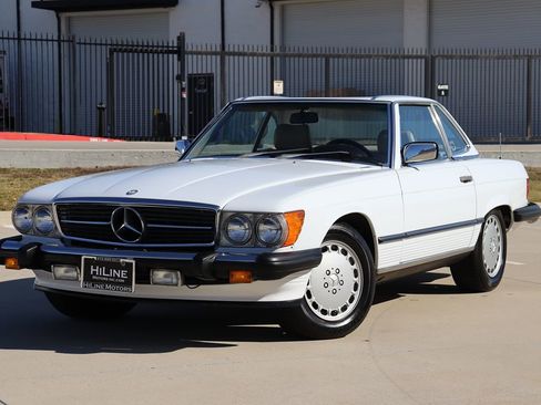 Used 1988 Mercedes-Benz 560 SL image 6