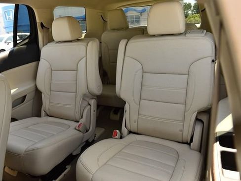 Used 2023 GMC Acadia Denali AWD/4WD image 25