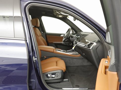 New 2026 BMW X7 M60i image 20