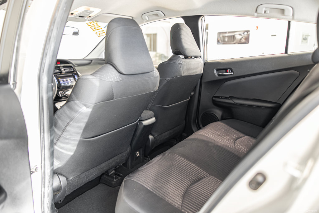 Used 2017 Toyota Prius Two FWD image 34