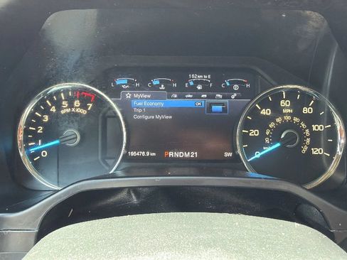 Used 2016 Ford F150 Lariat w/ Heavy-Duty Payload Package AWD/4WD image 15