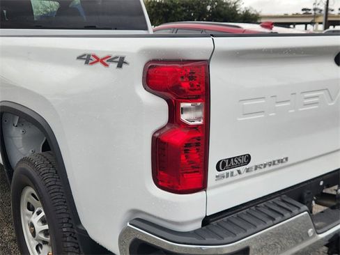 Used 2024 Chevrolet Silverado 3500 W/T w/ WT Fleet Convenience Package image 7