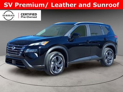 Used 2025 Nissan Rogue SV w/ SV Premium Package