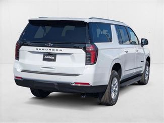 New 2025 Chevrolet Suburban LS w/ LPO, Dark Essentials Package video 2