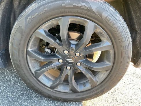 Used 2019 Dodge Durango R/T w/ Blacktop Package AWD/4WD image 12