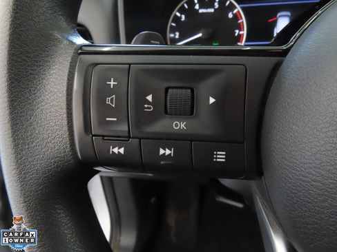 Used 2023 Nissan Rogue SV AWD/4WD image 14