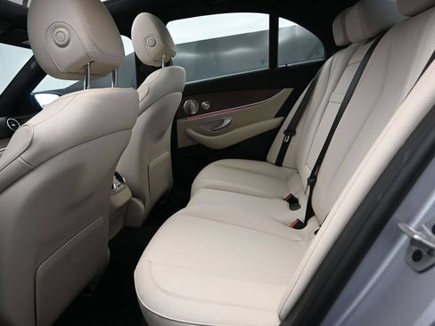 Used 2023 Mercedes-Benz E 350 Sedan image 16