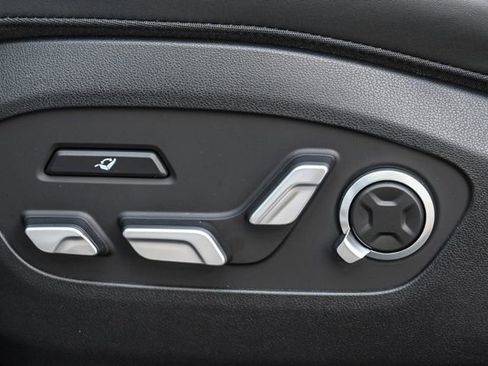 New 2026 Hyundai Ioniq 9 Calligraphy image 22