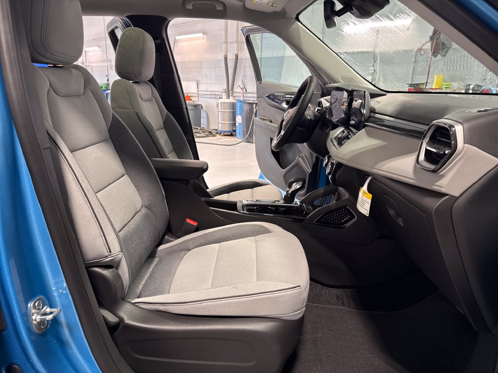 New 2026 Chevrolet TrailBlazer LT w/ Convenience Package AWD/4WD image 27