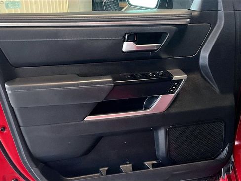 Used 2023 Toyota Tundra Platinum image 9