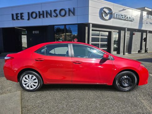 Used 2014 Toyota Corolla LE FWD image 6
