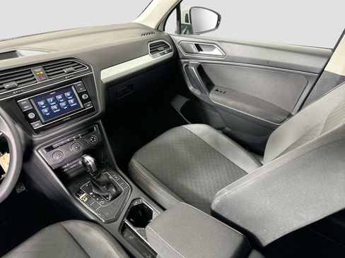 Used 2021 Volkswagen Tiguan S image 21