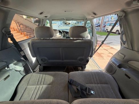 Used 1999 Toyota Sienna CE image 14