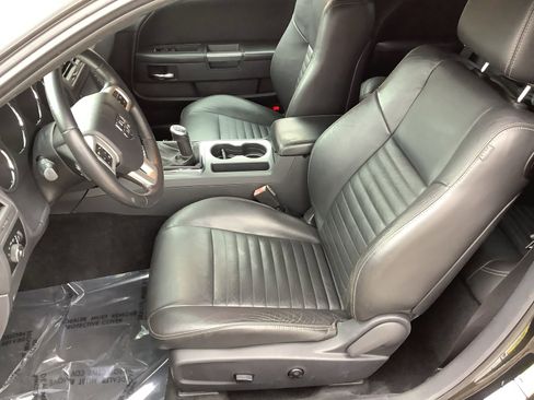 Used 2013 Dodge Challenger R/T Plus image 11