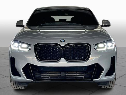 Used 2025 BMW X4 xDrive30i w/ Premium Package image 3