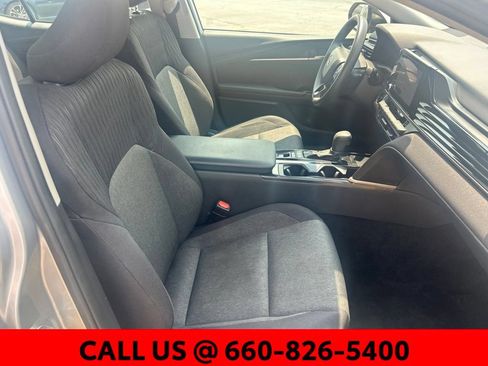 Used 2025 Toyota Camry LE FWD image 8