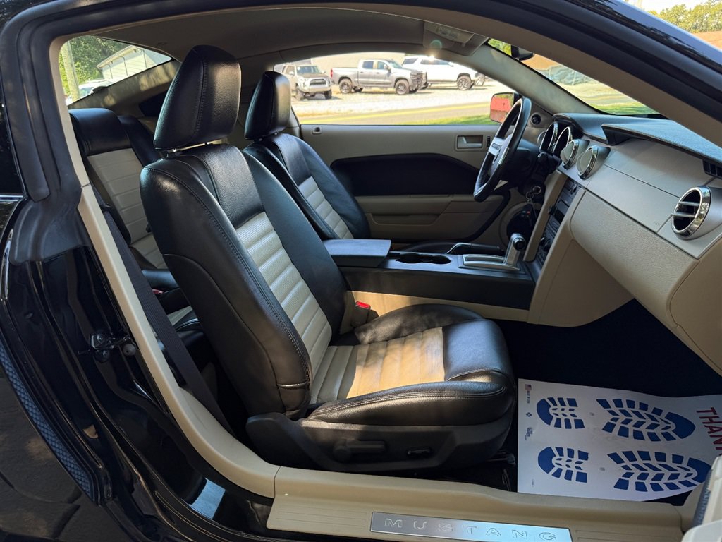 Used 2007 Ford Mustang GT RWD image 60
