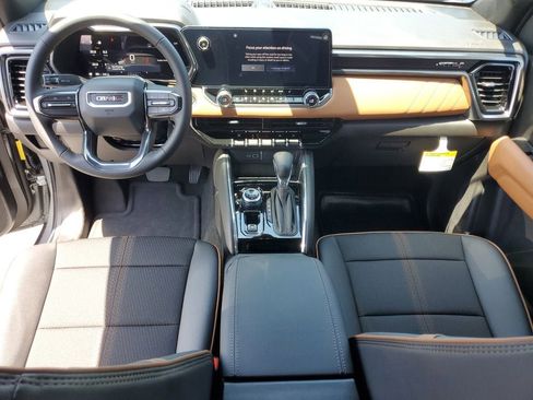 New 2026 GMC Canyon AT4 AWD/4WD image 15