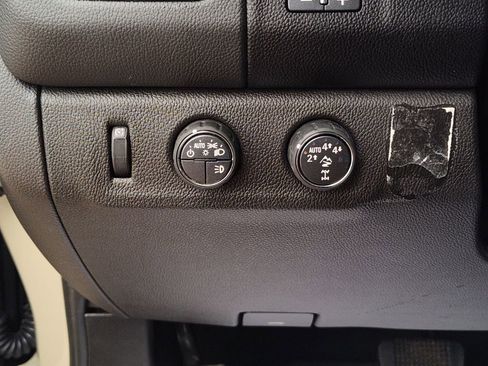 Used 2021 Chevrolet Colorado ZR2 w/ ZR2 Dusk Special Edition image 24