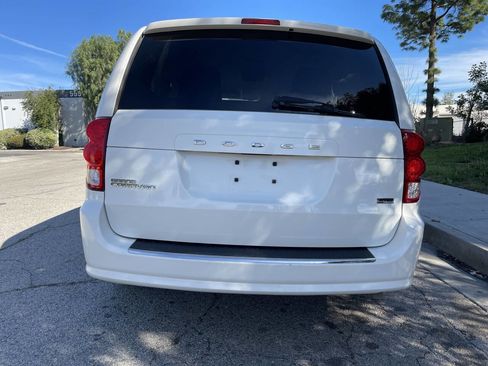 Used 2013 Dodge Grand Caravan SE image 7