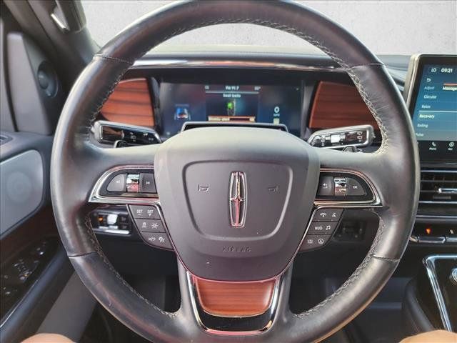 Used 2023 Lincoln Navigator L Reserve AWD/4WD image 17