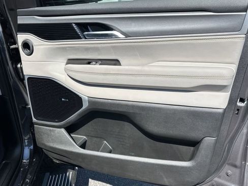 New 2026 Jeep Grand Wagoneer Limited AWD/4WD image 34